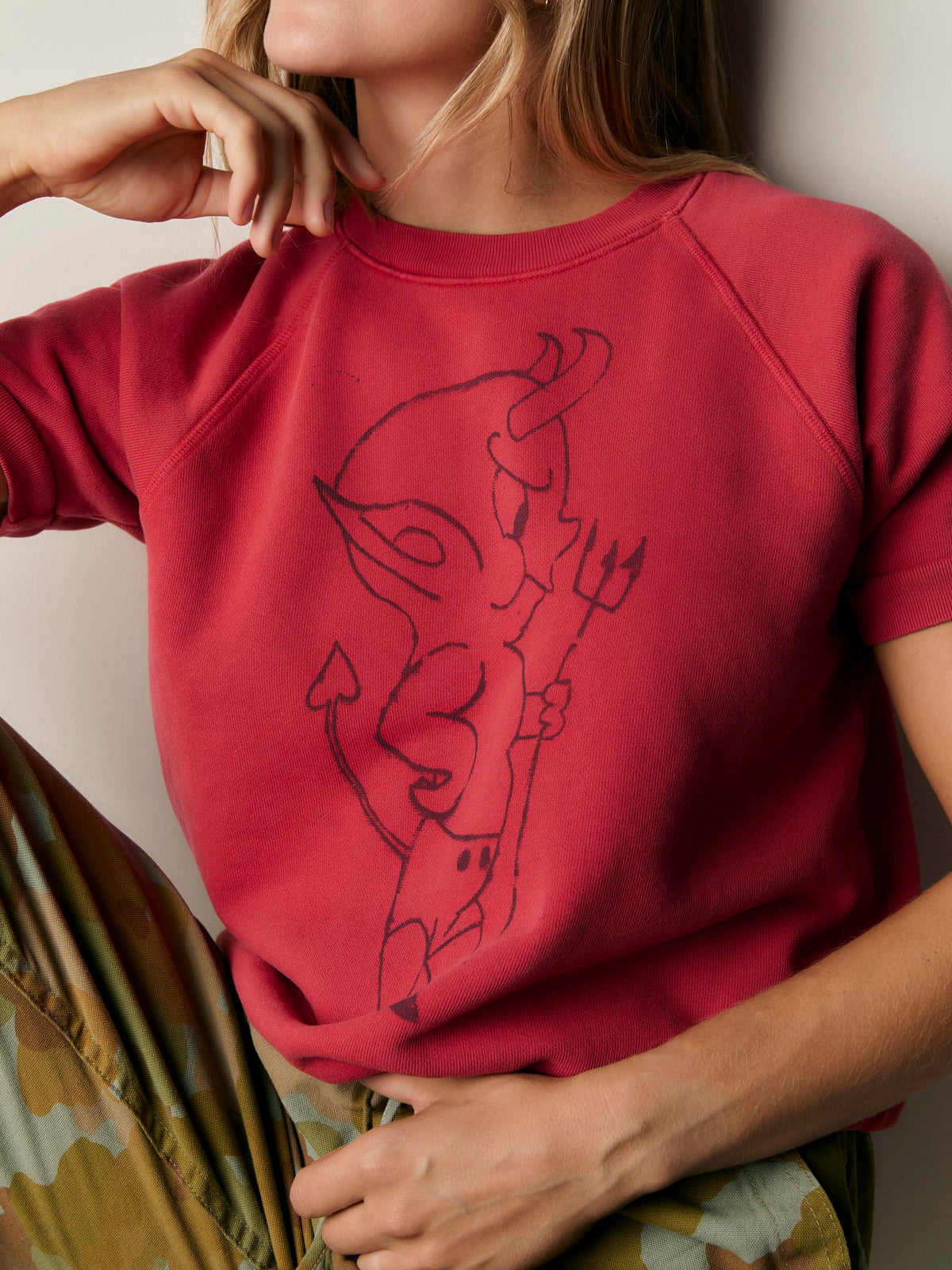 s/s "lil' devil" raglan sweatshirt
