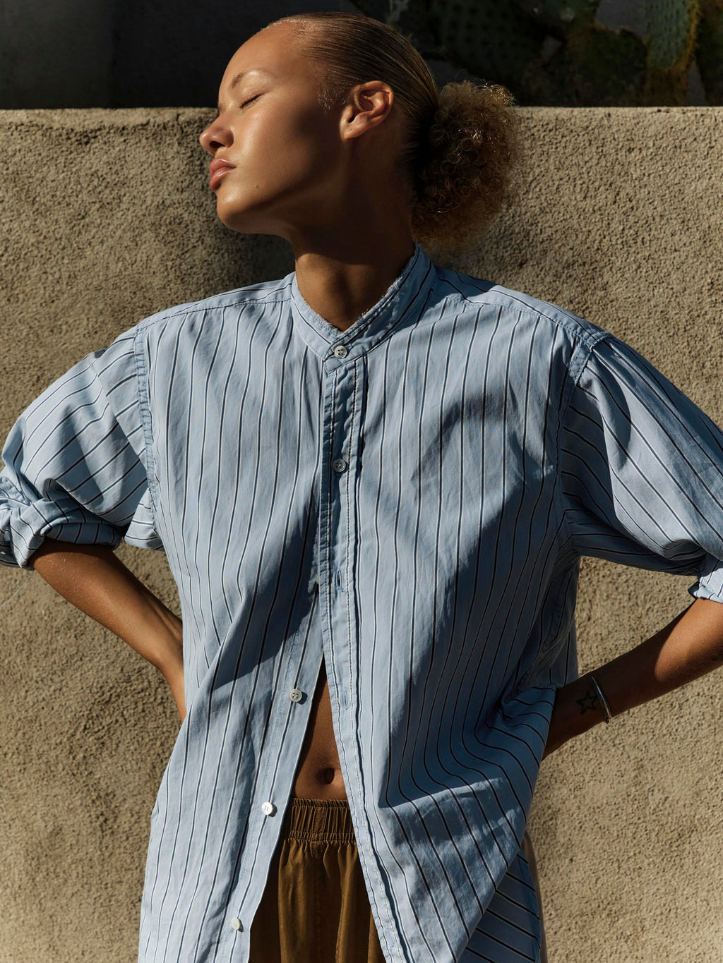 cut collar button down in blue stripe
