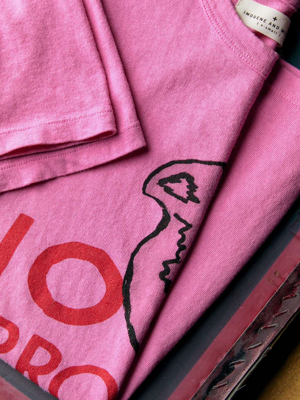 the "no problem" tee