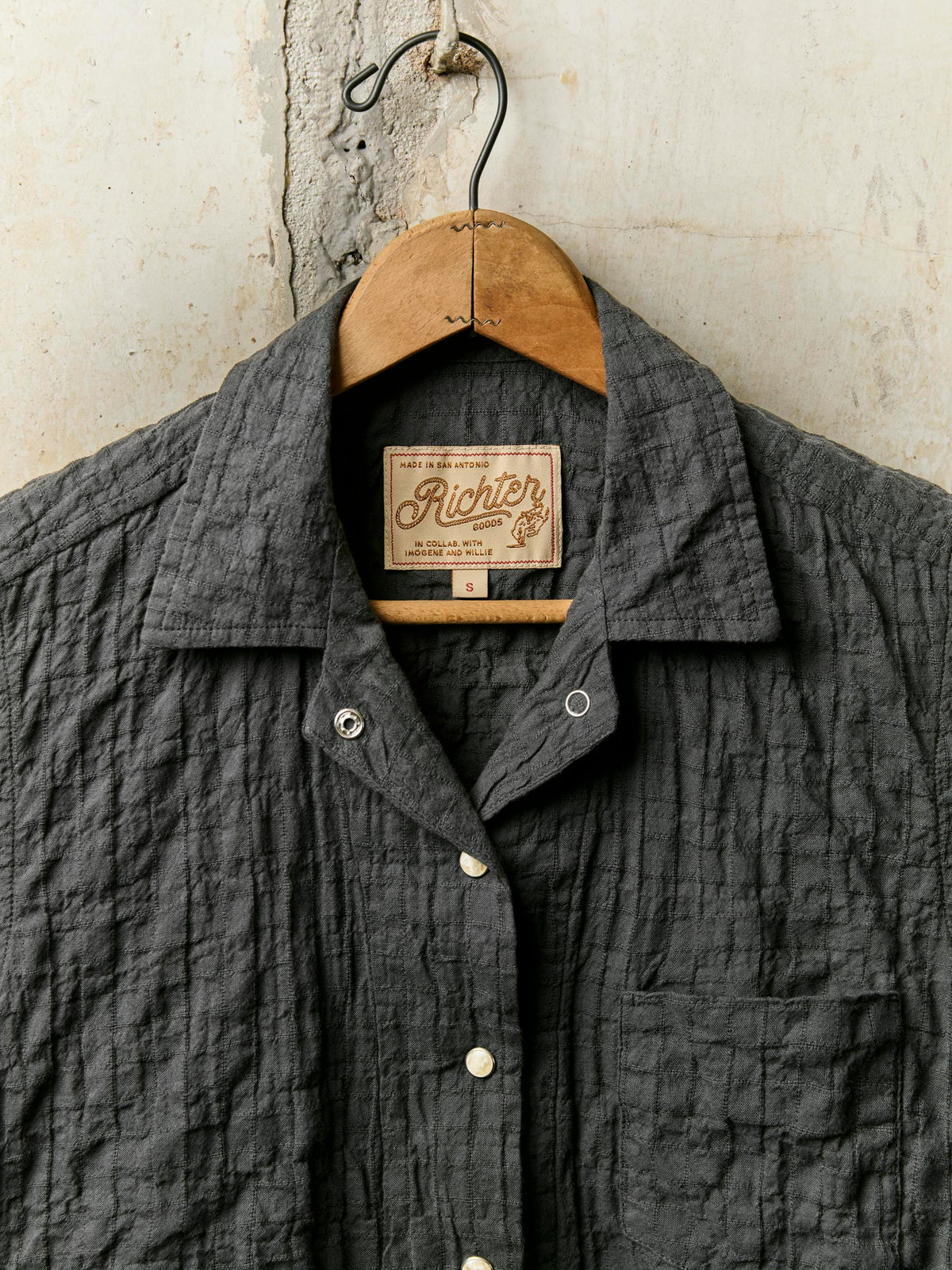 i+w x richter goods dobby woven pearl snap